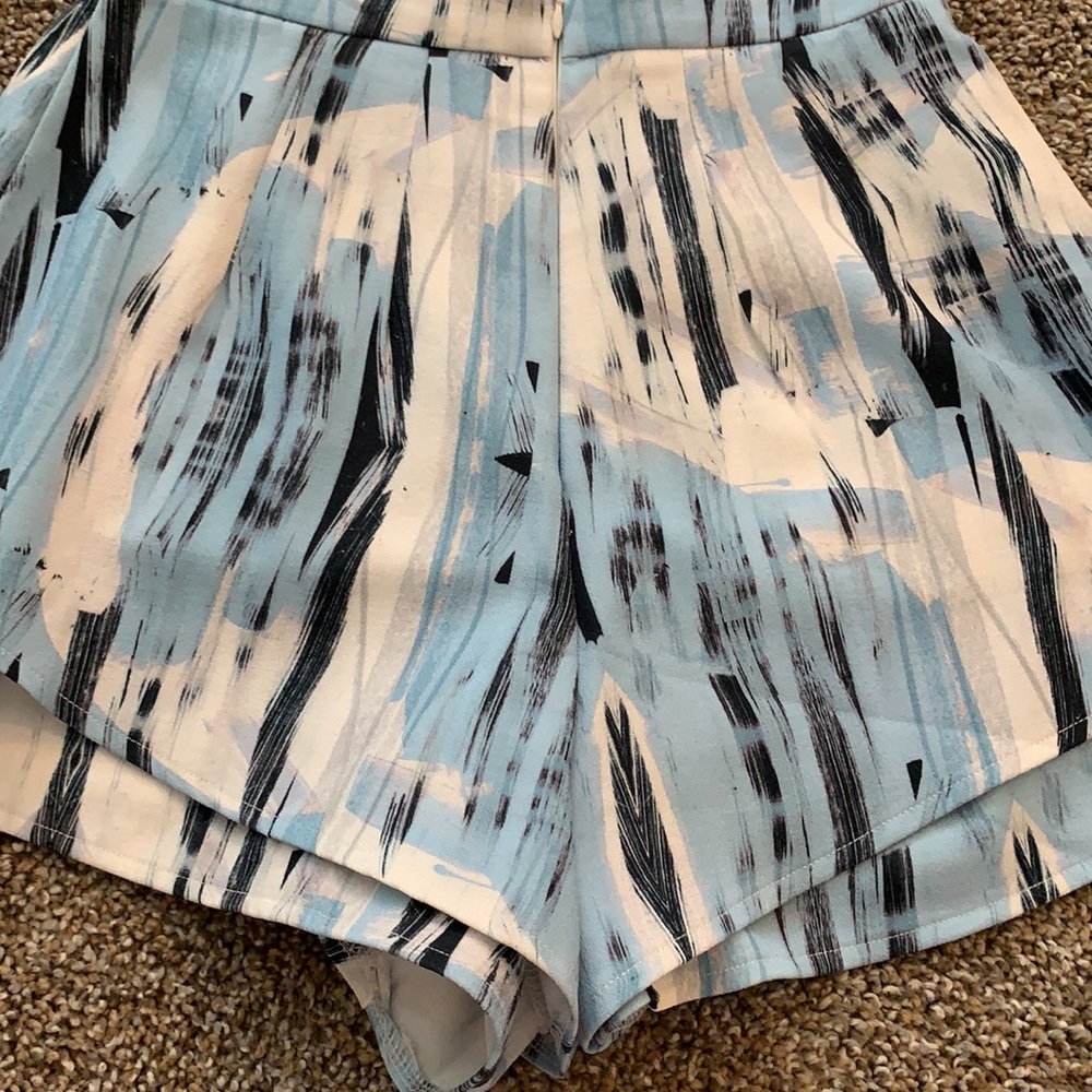 Adorable two piece set - Picture 7 of 8